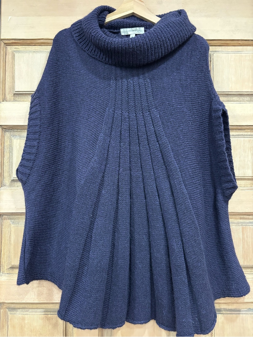 Lineamaglia purple cowl neck knit sweater cap